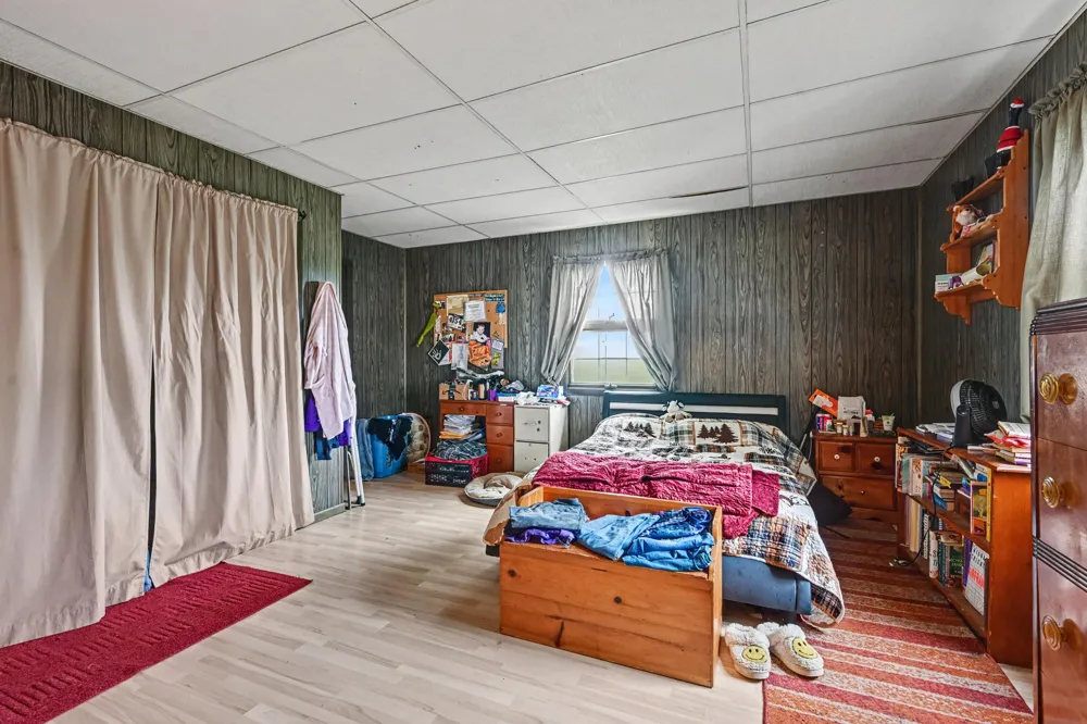 13371 S Van Kal Street Schoolcraft, MI 49087