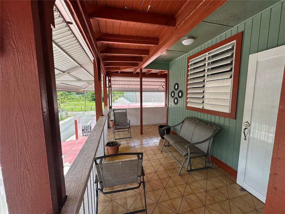 calle 5 COMUNIDAD RURAL VILLA BORINQUEN Canovanas, PR 00729