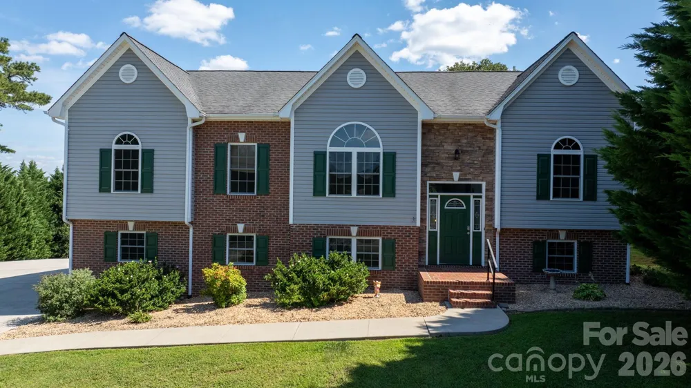 5395 Stonegate Farm Drive Granite Falls, NC 28630