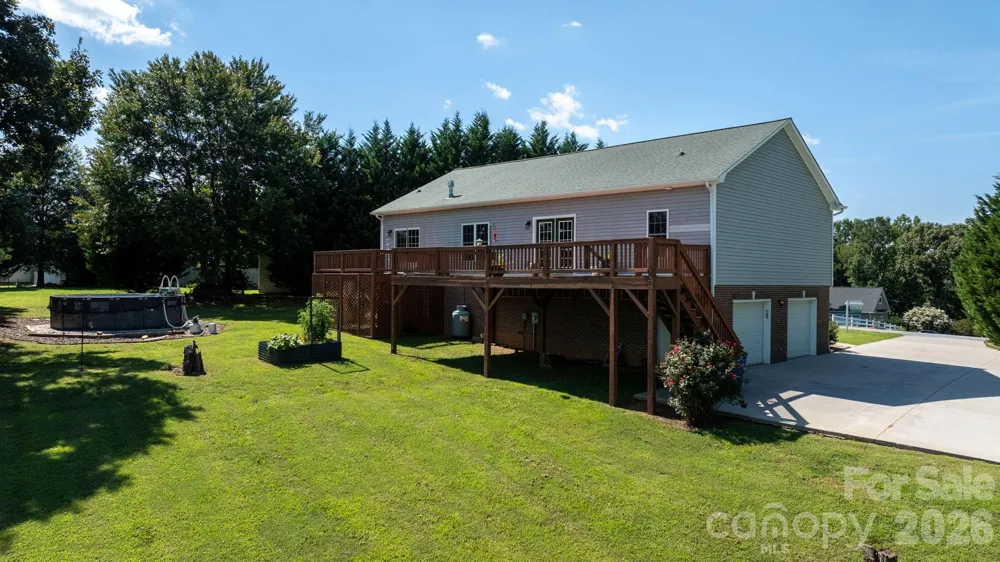 5395 Stonegate Farm Drive Granite Falls, NC 28630