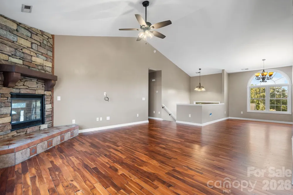 5395 Stonegate Farm Drive Granite Falls, NC 28630