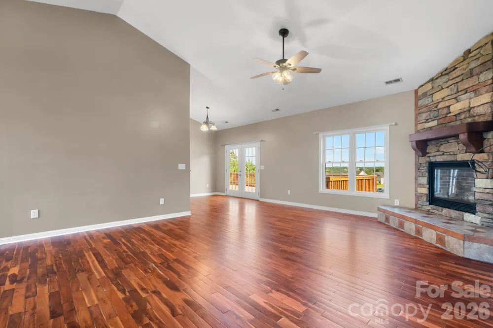 5395 Stonegate Farm Drive Granite Falls, NC 28630