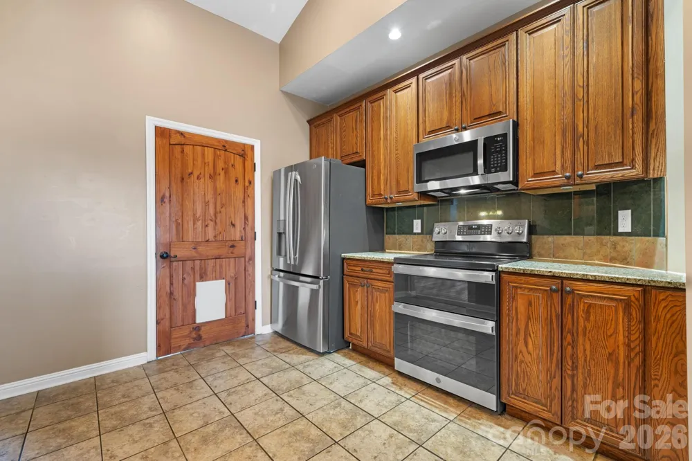 5395 Stonegate Farm Drive Granite Falls, NC 28630