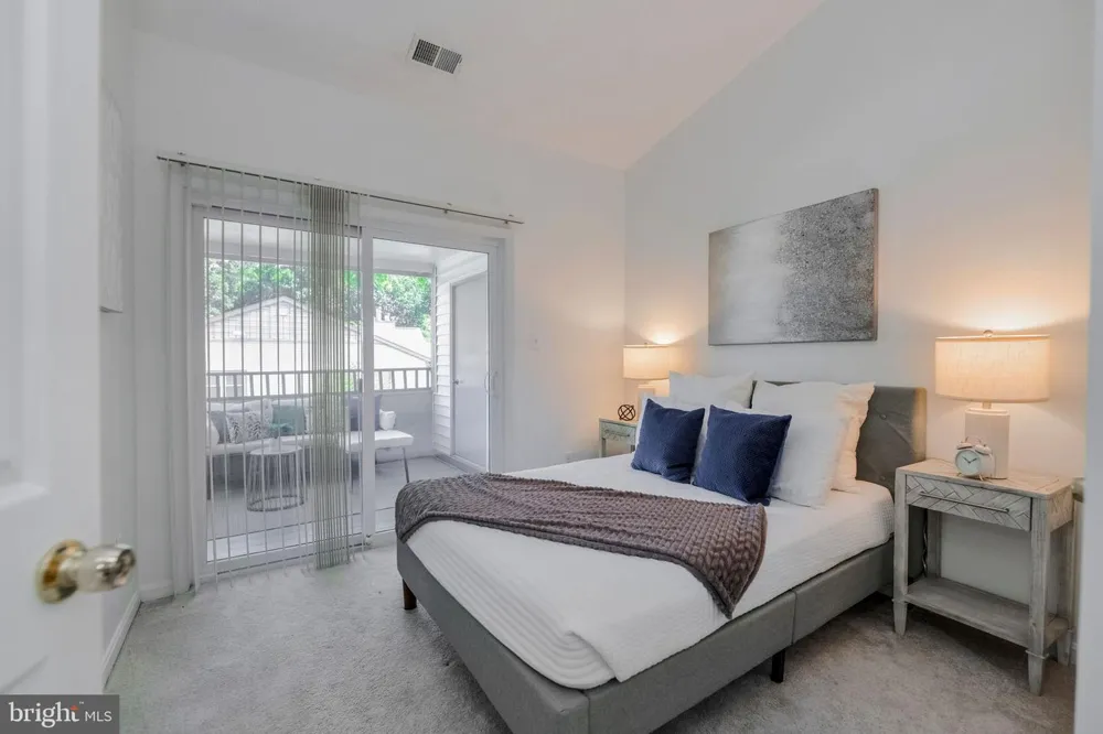 7703 LAFAYETTE DRIVE #55 Annandale, VA 22003