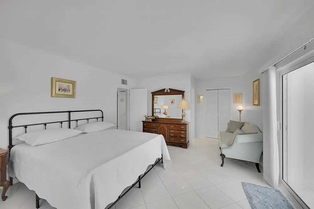 1702 S Ocean Boulevard #1 Delray Beach, FL 33483