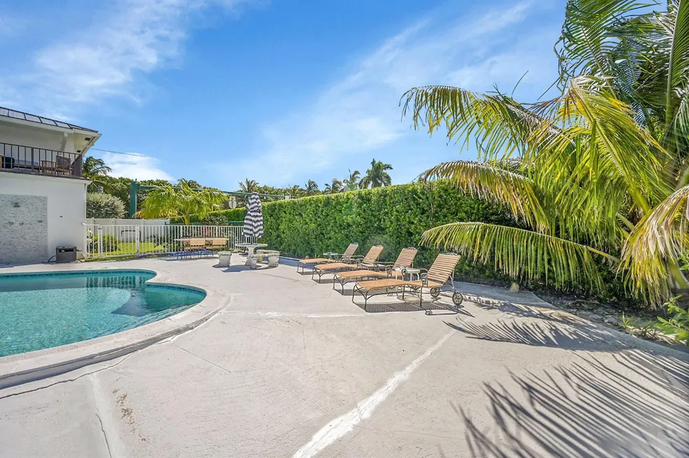 1702 S Ocean Boulevard #1 Delray Beach, FL 33483