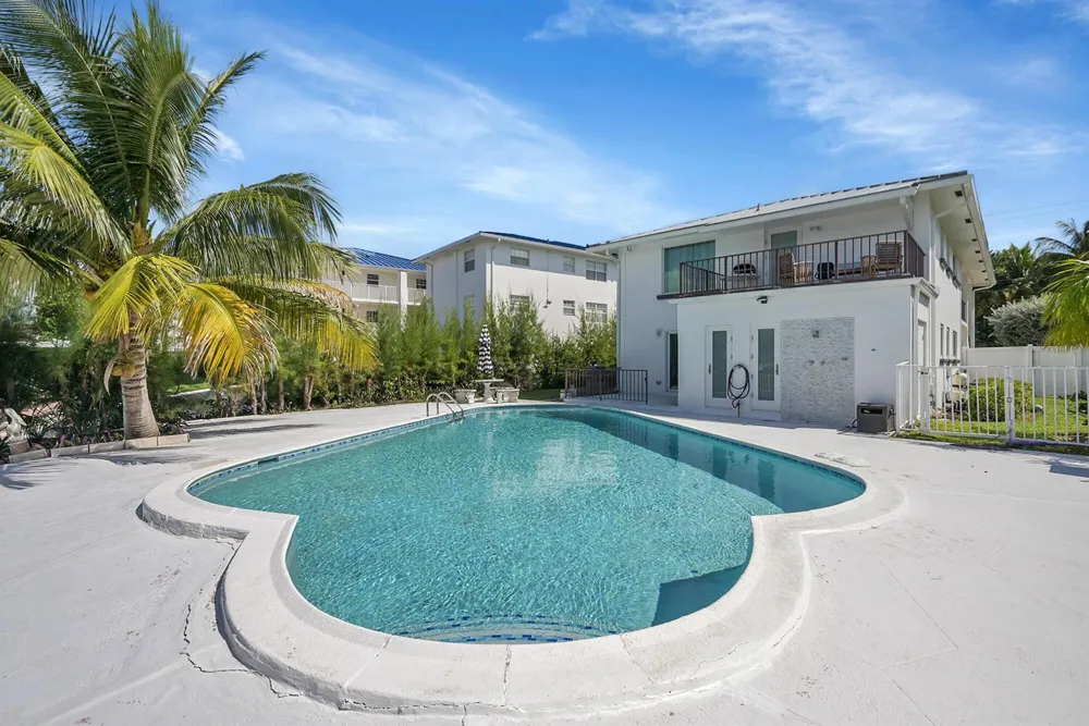 1702 S Ocean Boulevard #1 Delray Beach, FL 33483