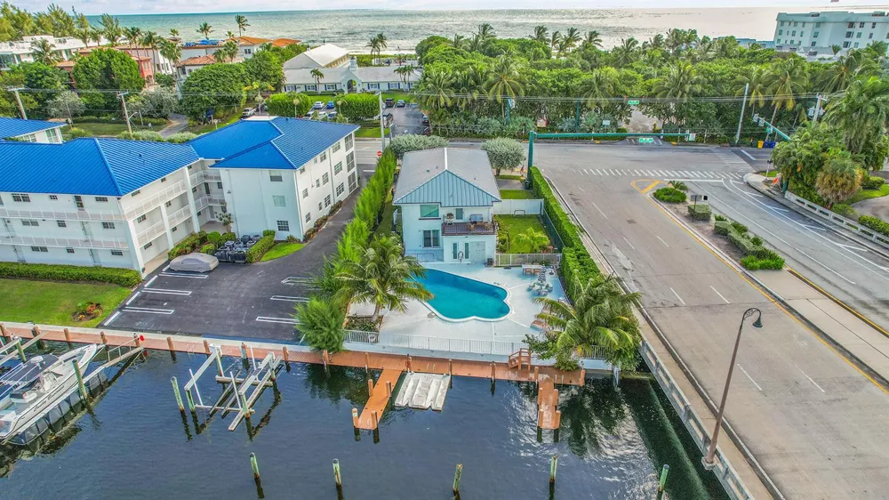 1702 S Ocean Boulevard #1 Delray Beach, FL 33483