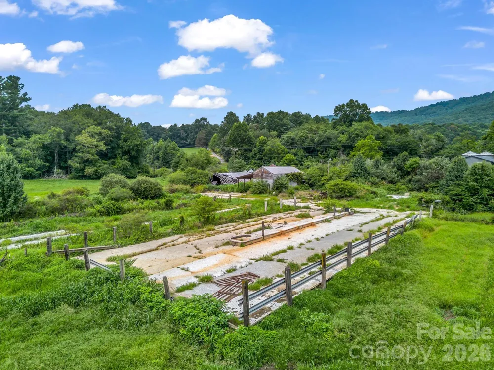 7513 Boylston Highway Mills River, NC 28759