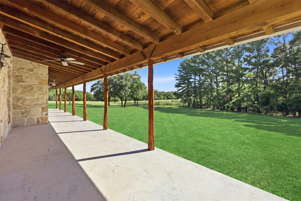 1070 S Reno Road Reno, TX 76082