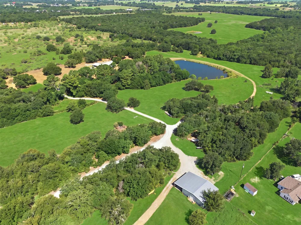 1070 S Reno Road Reno, TX 76082