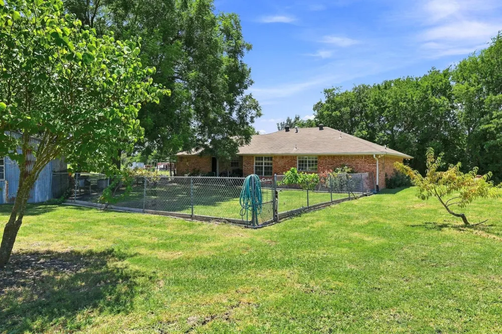 12097 Kyle Lane Blue Ridge, TX 75424