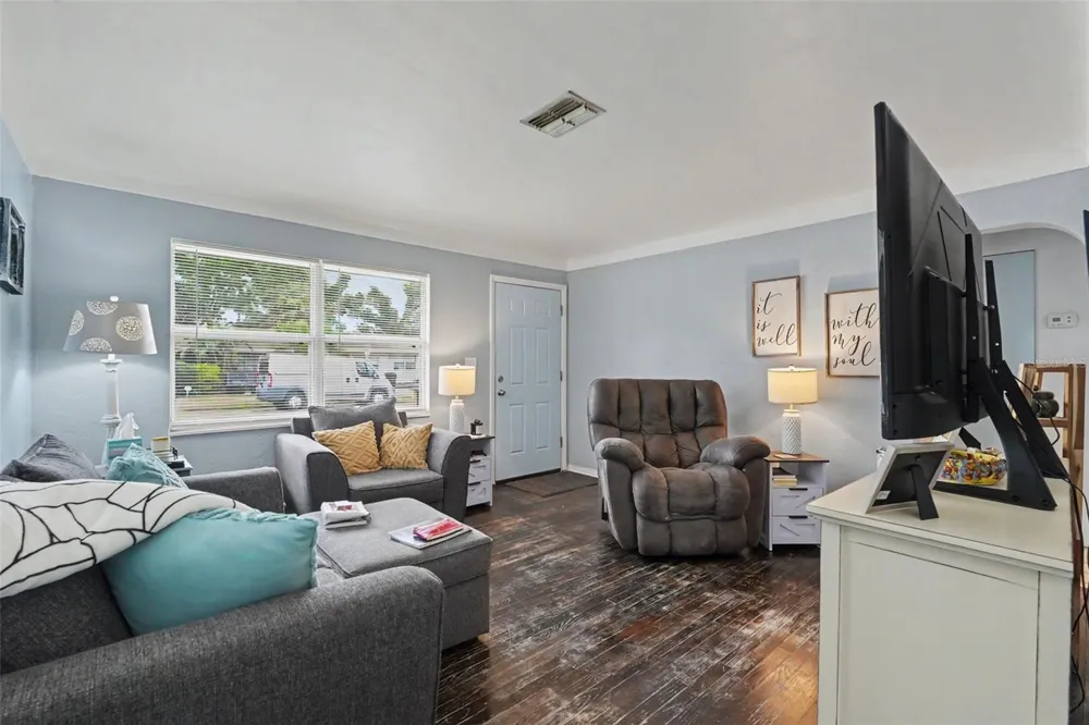 2311 35TH STREET S St Petersburg, FL 33711