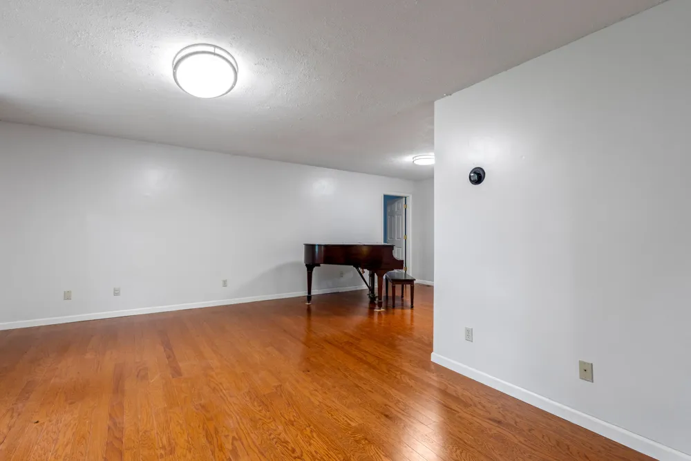 1824 Jackson Point Road Sewanee, TN 37375