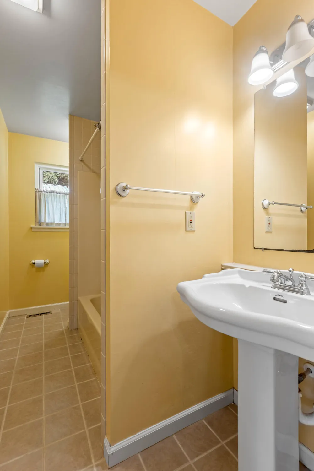 1824 Jackson Point Road Sewanee, TN 37375