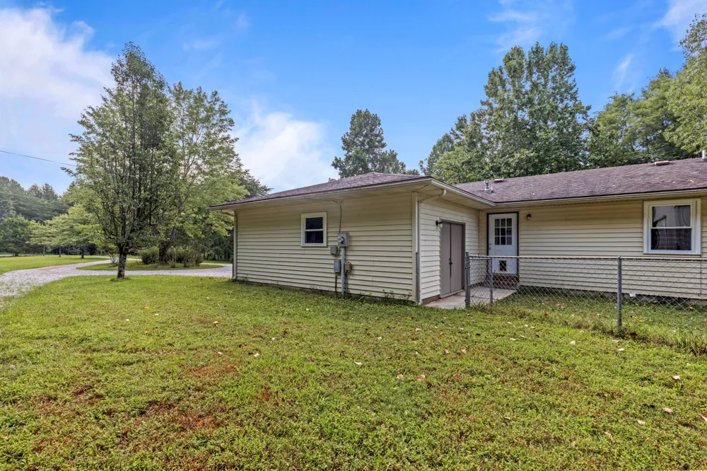 1824 Jackson Point Road Sewanee, TN 37375