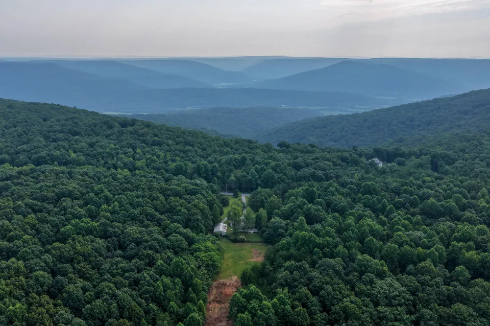 1824 Jackson Point Road Sewanee, TN 37375