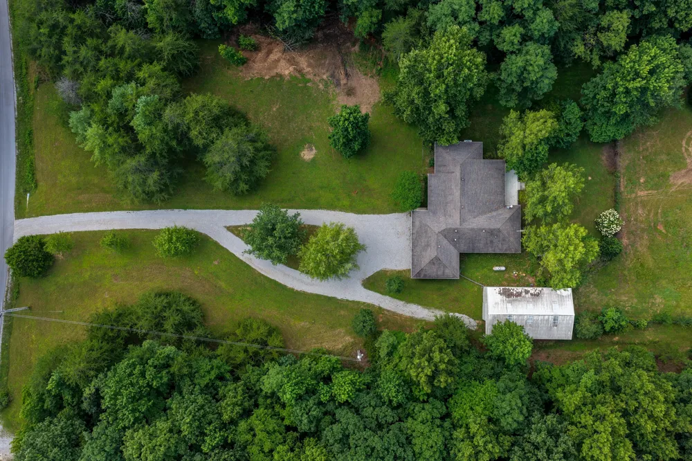 1824 Jackson Point Road Sewanee, TN 37375