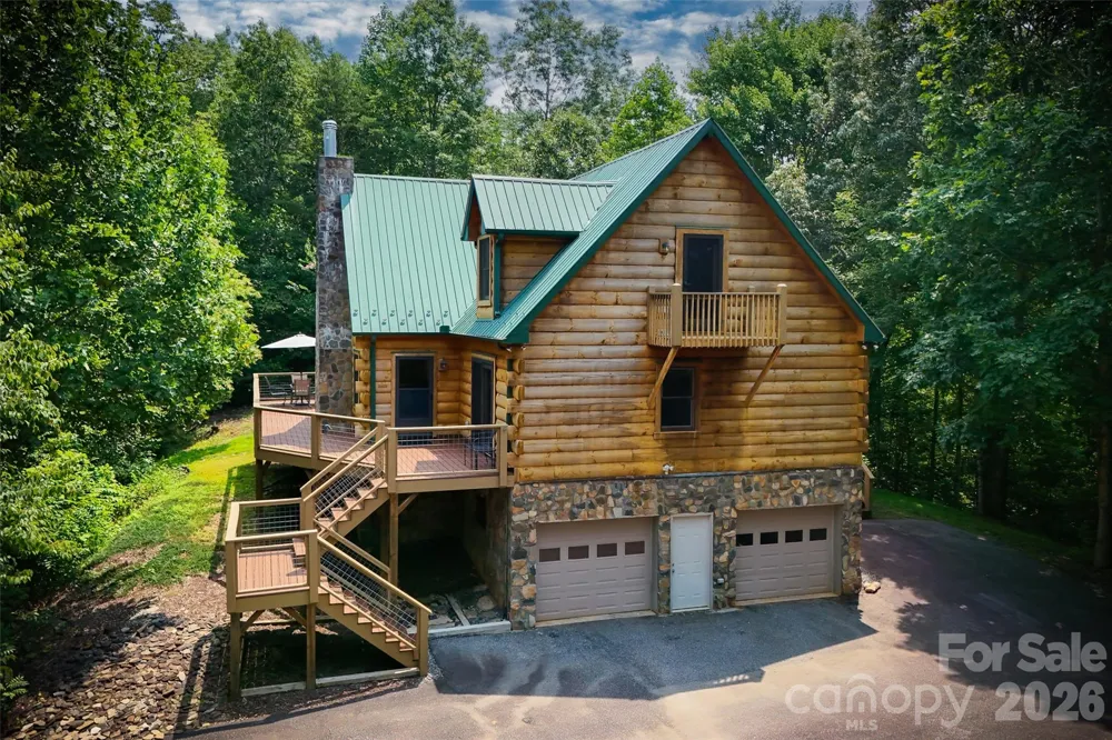 3815 Bat Cave Road Old Fort, NC 28762