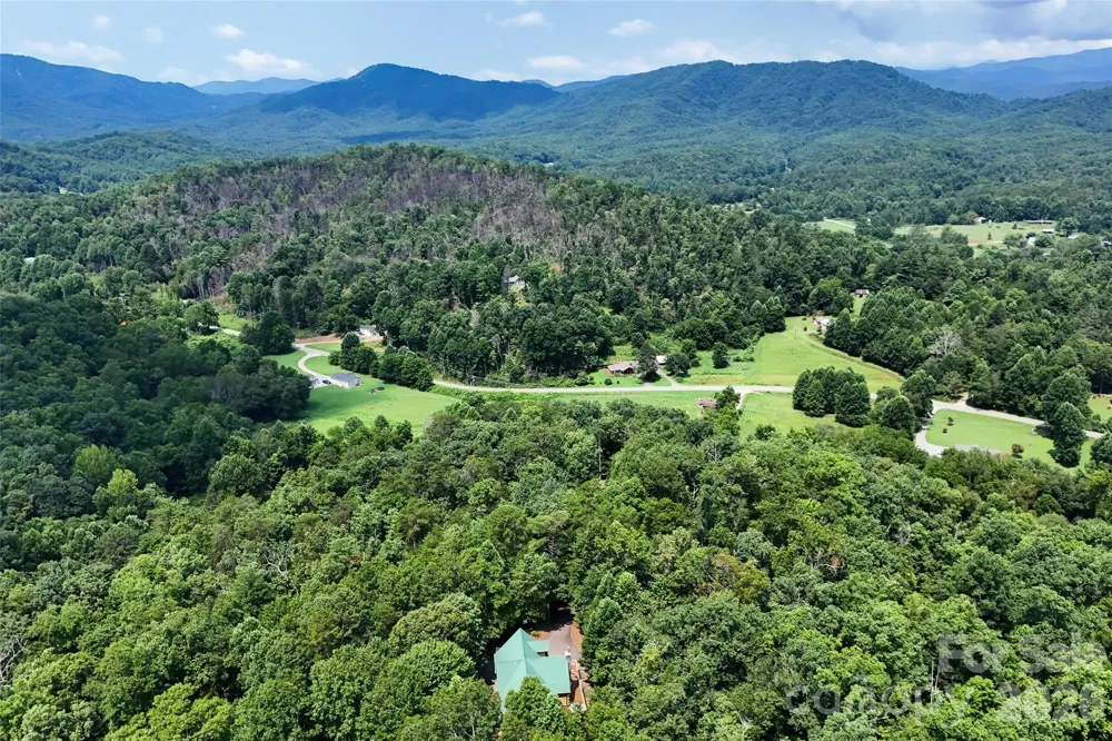 3815 Bat Cave Road Old Fort, NC 28762