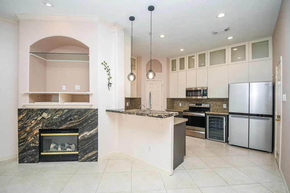2710 Grants Lake Boulevard #K4 Sugar Land, TX 77479
