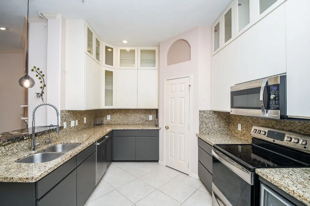 2710 Grants Lake Boulevard #K4 Sugar Land, TX 77479