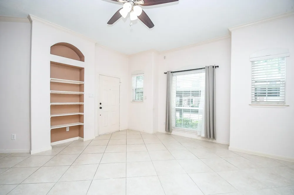 2710 Grants Lake Boulevard #K4 Sugar Land, TX 77479