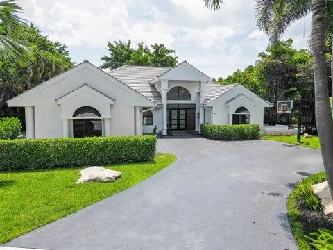 1812 SW 17th Street