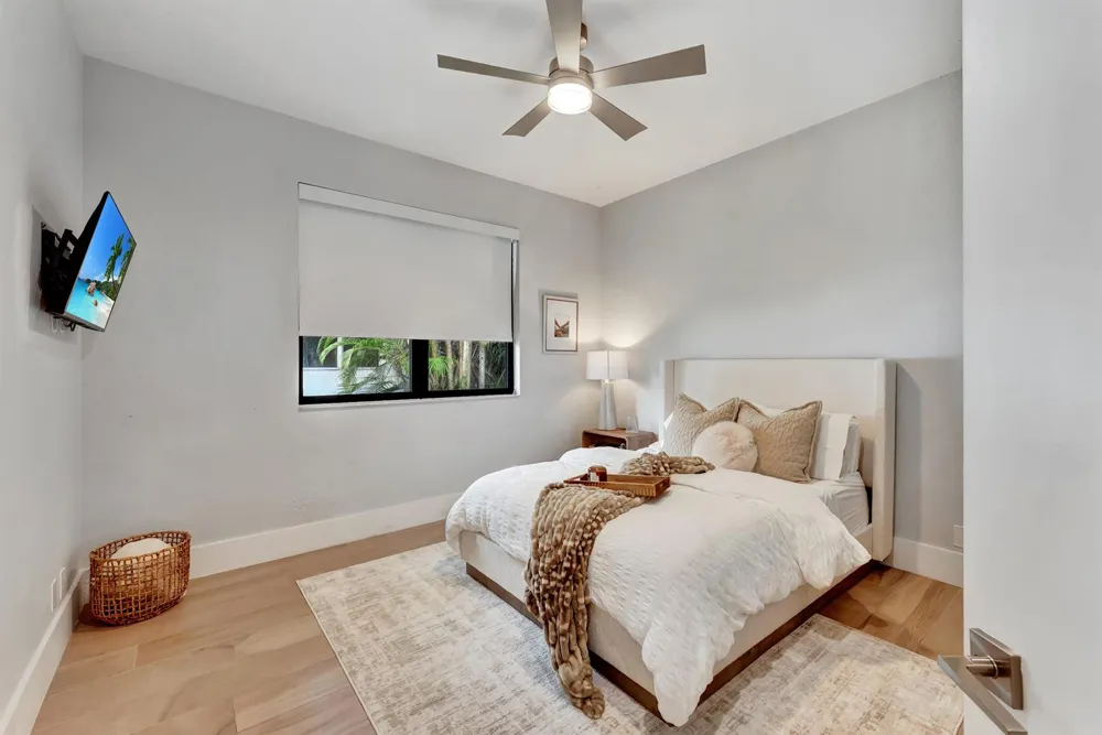 1812 SW 17th Street Boca Raton, FL 33486