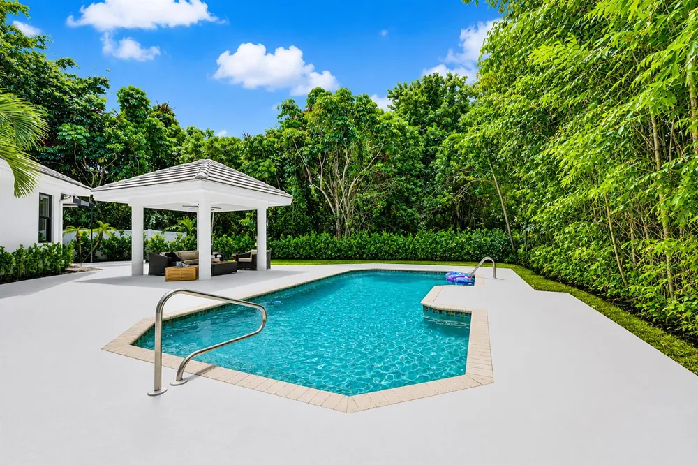 1812 SW 17th Street Boca Raton, FL 33486