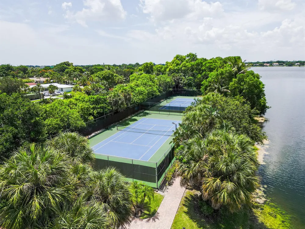 1812 SW 17th Street Boca Raton, FL 33486