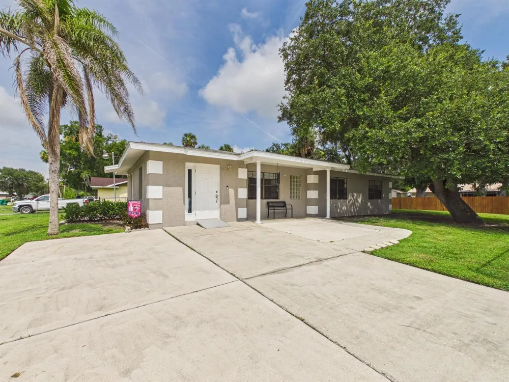 2151 SW 32ND AVENUE Okeechobee, FL 34974