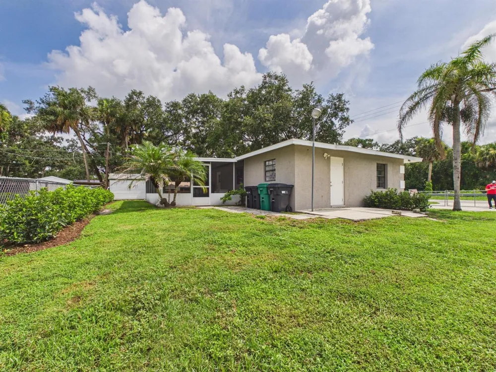 2151 SW 32ND AVENUE Okeechobee, FL 34974