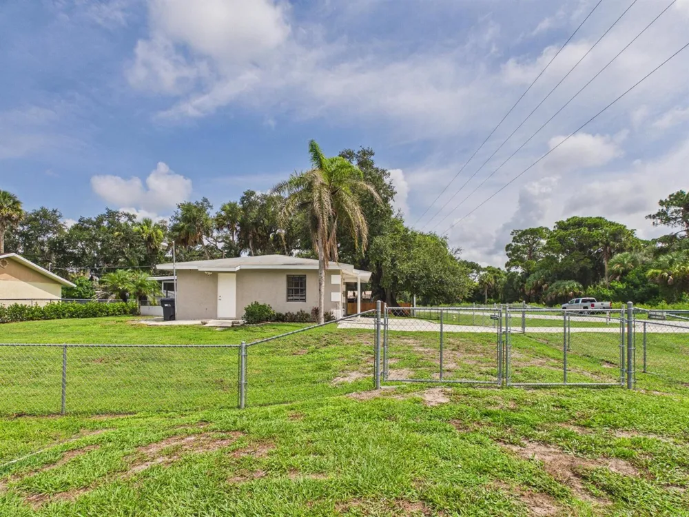 2151 SW 32ND AVENUE Okeechobee, FL 34974