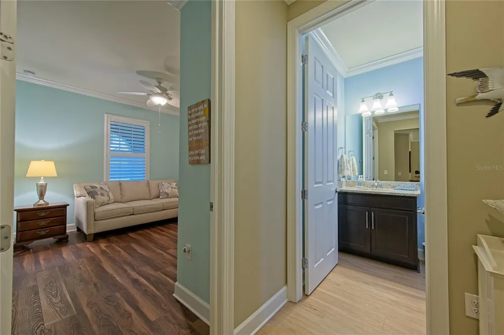 16918 LOUDON PLACE Bradenton, FL 34202