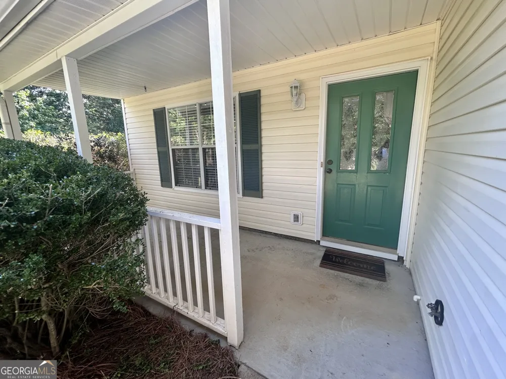 6 Saddlebrook Chase Senoia, GA 30276