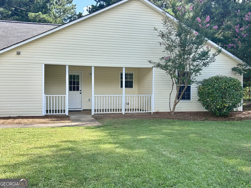 6 Saddlebrook Chase Senoia, GA 30276
