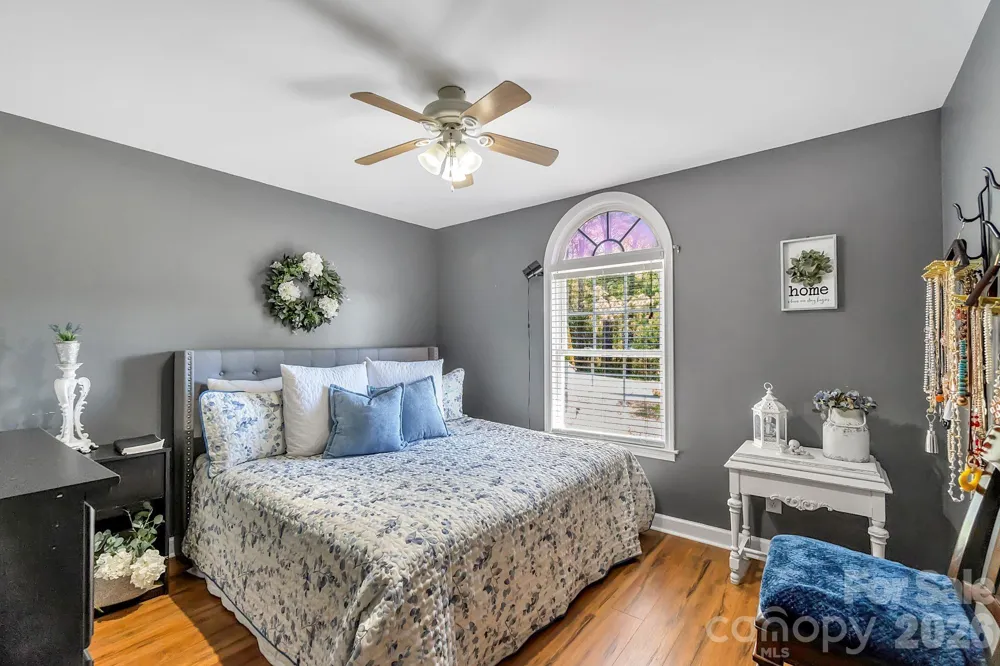 5507 Land Harbour Drive Granite Falls, NC 28630