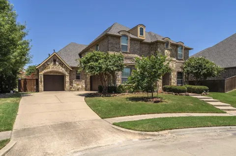 1604 Woodrose Court