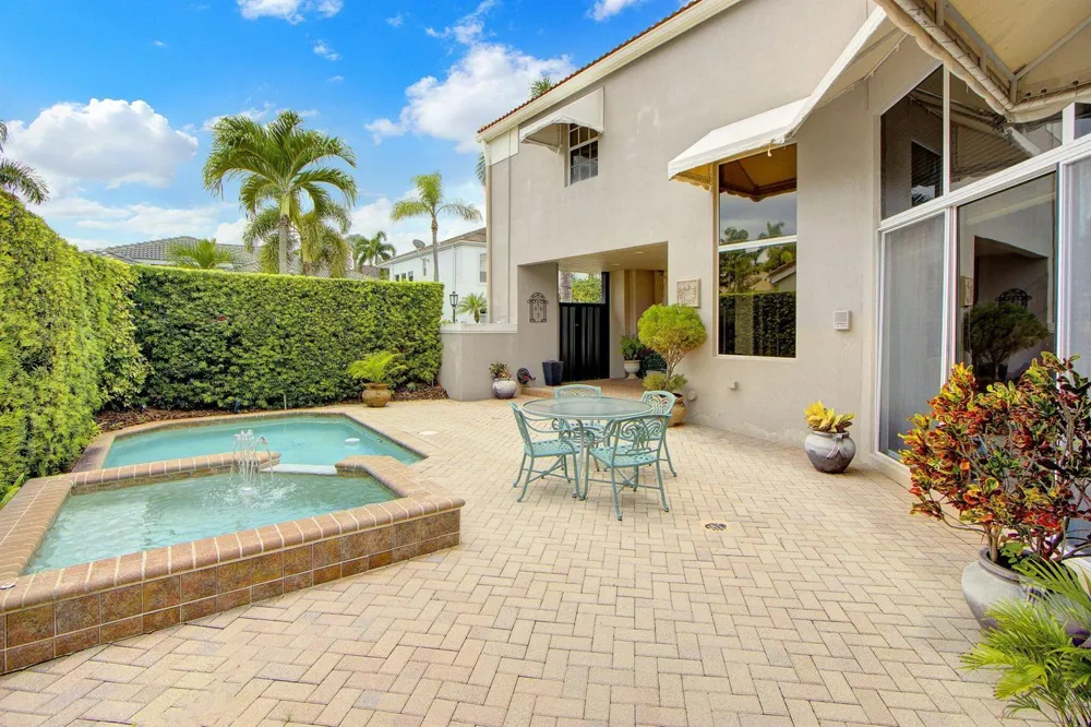 4279 NW 61st Lane Boca Raton, FL 33496