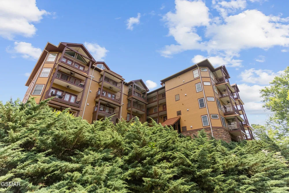 527 River Place Way #UNIT 546 Sevierville, TN 37862