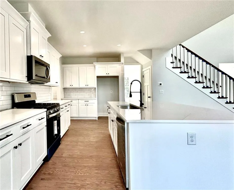 1695 Darby Road Waleska, GA 30183