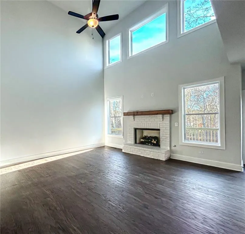 1695 Darby Road Waleska, GA 30183