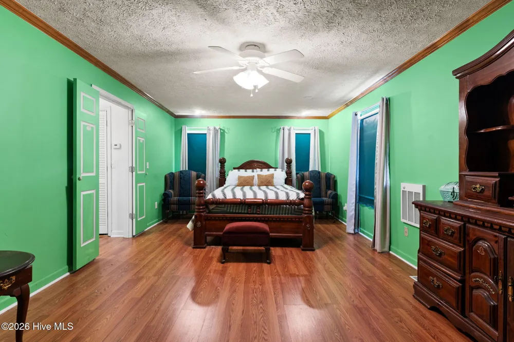 278 Mill Pond Road Whiteville, NC 28472