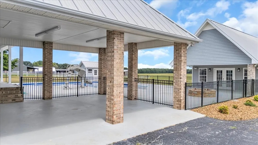 4662 Murfreesboro Hwy Manchester, TN 37355