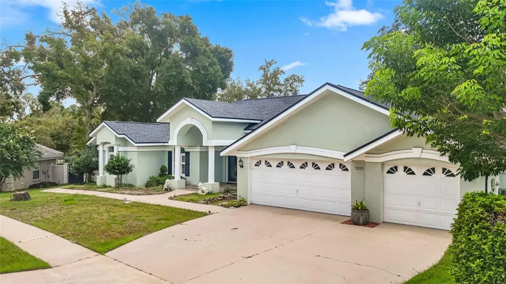 7225 RIVER FOREST LANE Temple Terrace, FL 33617