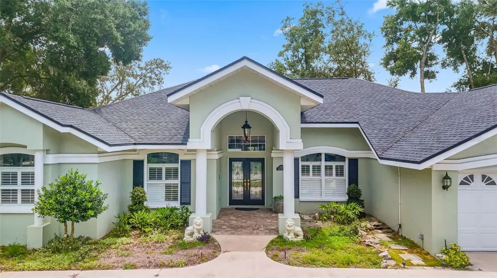 7225 RIVER FOREST LANE Temple Terrace, FL 33617
