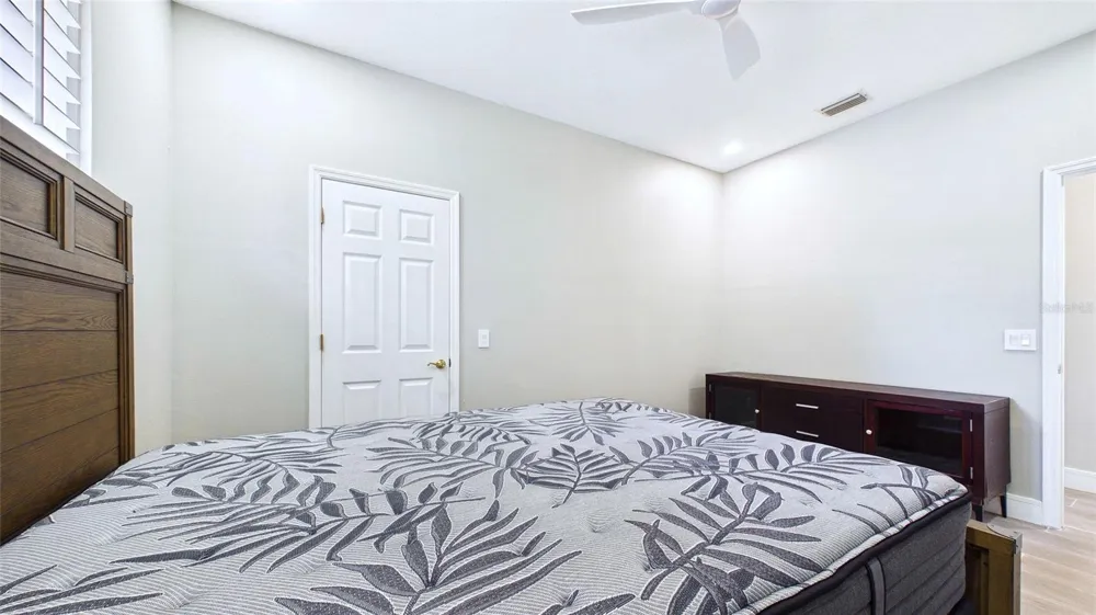 7225 RIVER FOREST LANE Temple Terrace, FL 33617