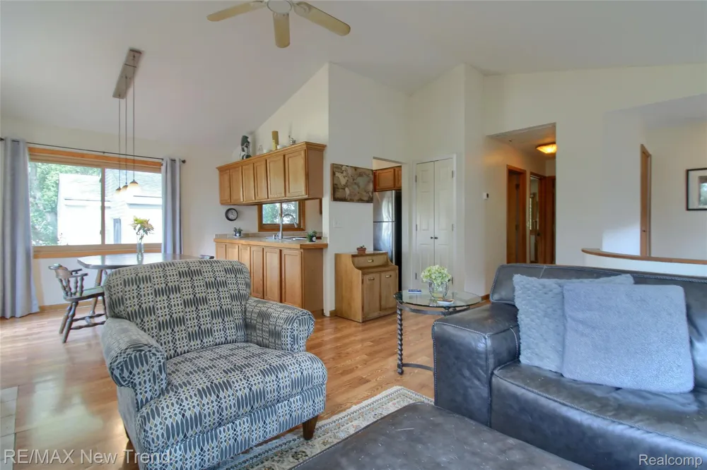 2475 Jackson Boulevard Highland Charter Township, MI 48356