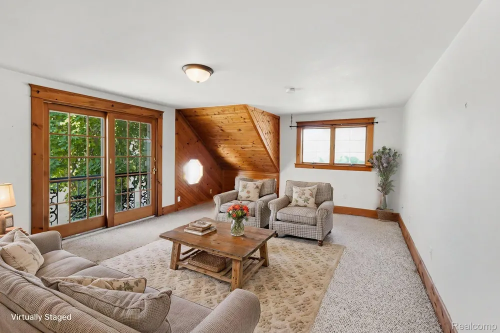 10266 Hegel Road Atlas Township, MI 48438
